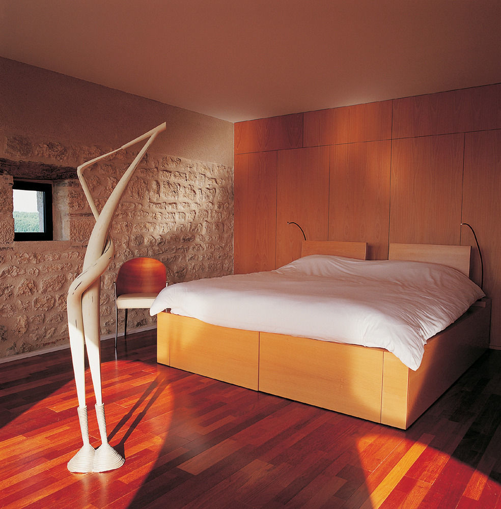 Château De Salettes 4*