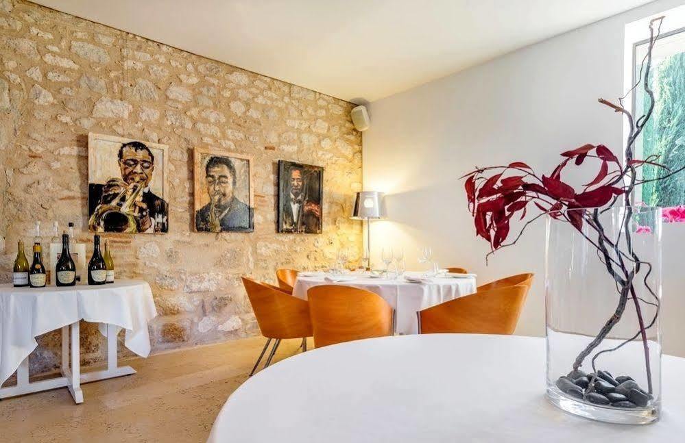 Château De Salettes Hotel 4*